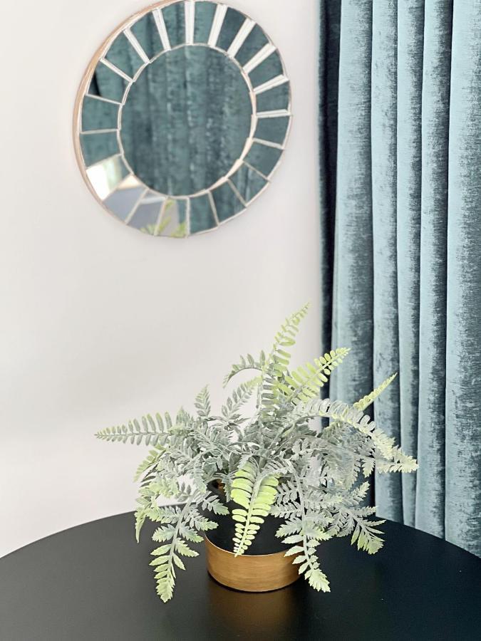 Town Spot - Premium - Sanador Victoriei Apartment Bucharest